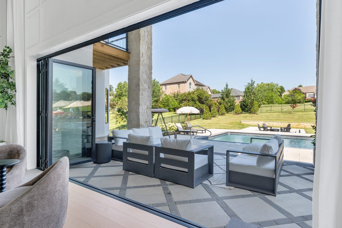 bi-folding window wall 